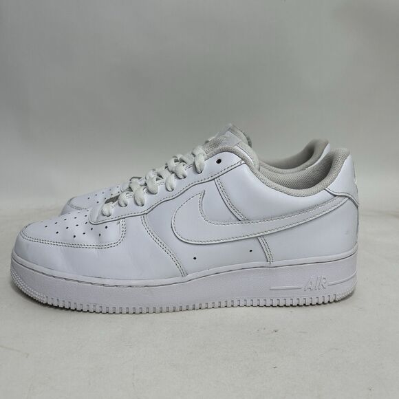 Nike Shoes Air Force 1 '07 Low “Triple White” 2024 - Picture 6 of 8
